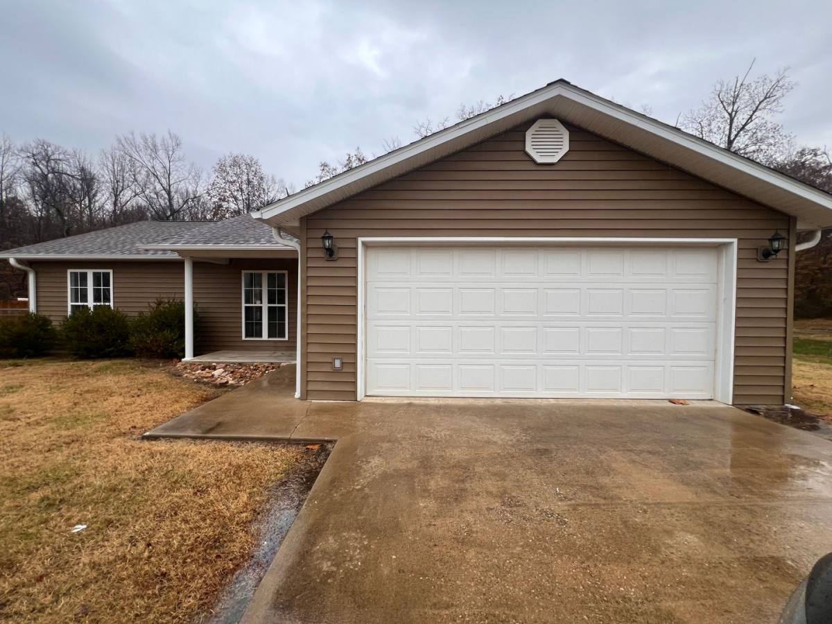 House for rent at 310 Sunny Valley, Poplar Bluff, MO 63901