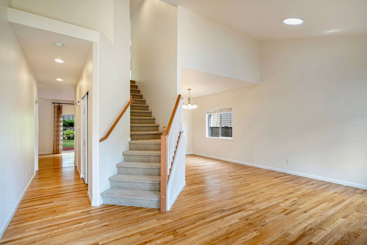 House for rent at 2515 248th Place NE, Sammamish, WA 98074