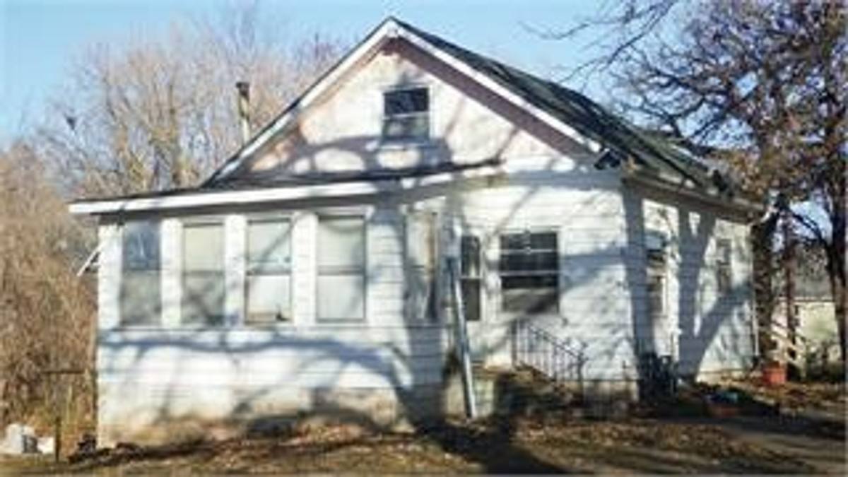 House for rent at 414 Ave G, Fort Dodge, IA 50501