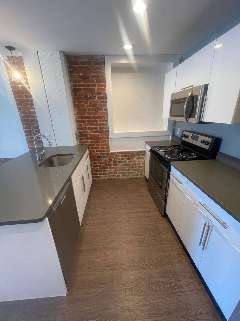 Apartment for rent at 436 First Ave, Pittsburgh, PA 15219