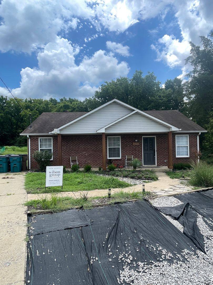 House for rent at 120 Minnette Court, Nashville, TN 37207