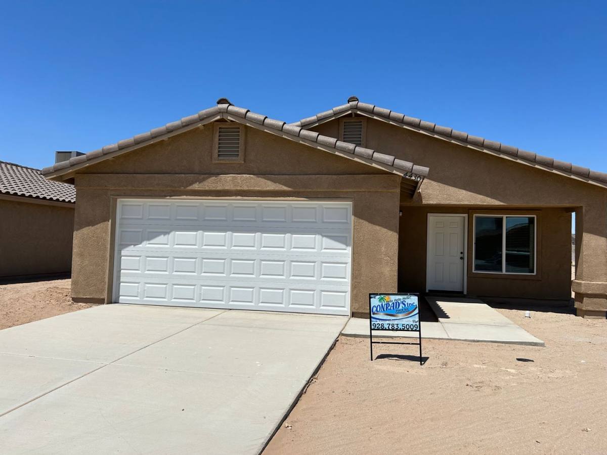 House for rent at 4430 S Buckthorn Dr, Yuma, AZ 85365