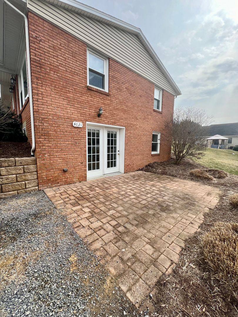 Apartment for rent at 4021 Dalt Dr, Harrisonburg, VA 22802