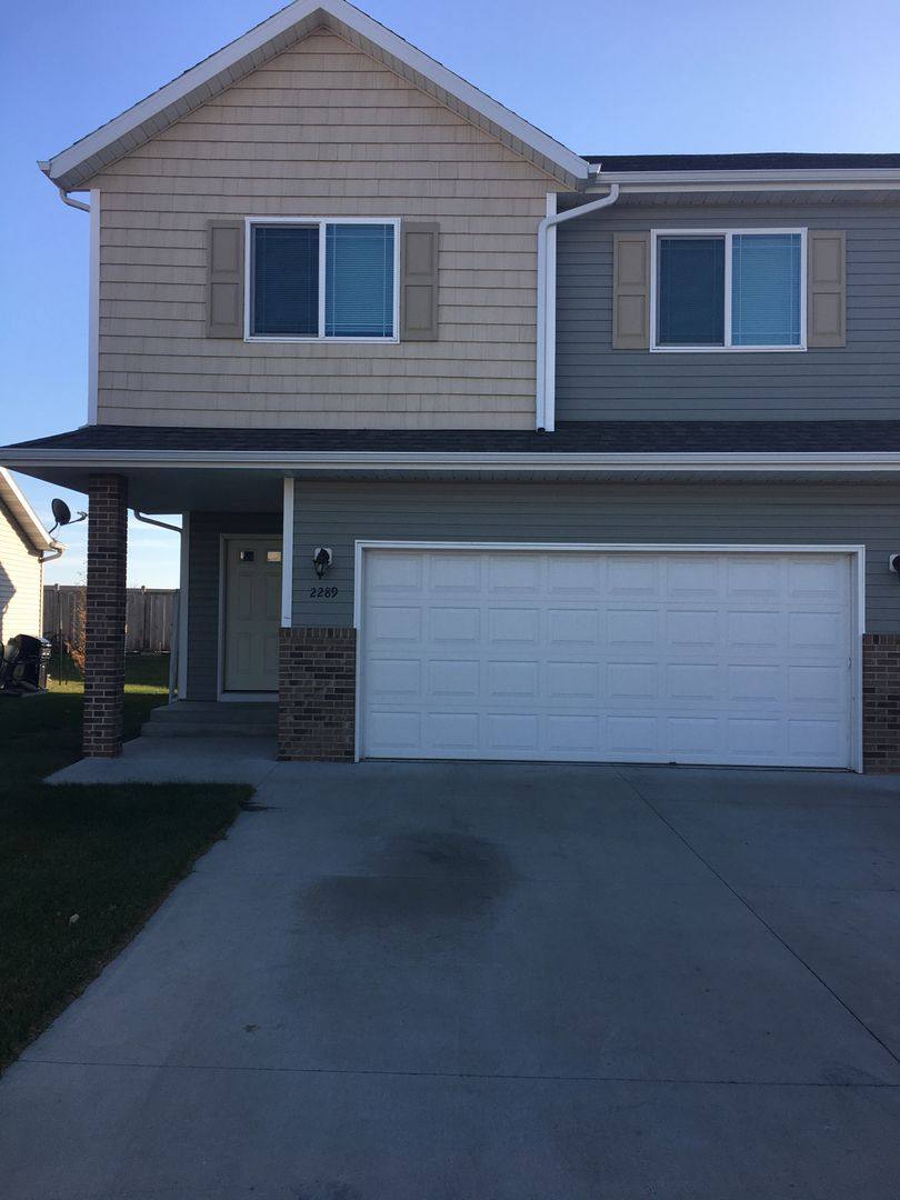 House for rent at 2289 35th St Circle S, Moorhead, MN 56560