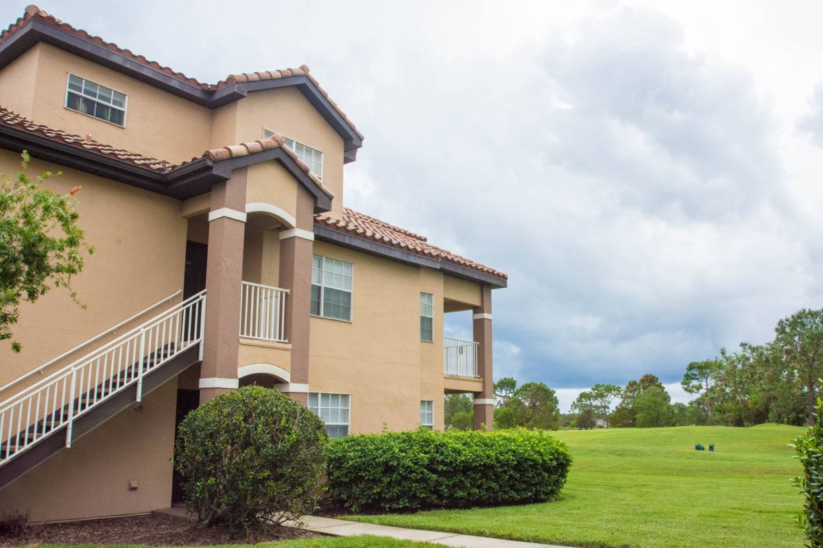 Apartment for rent at 13917 Fairway Island Dr, Orlando, FL 32837