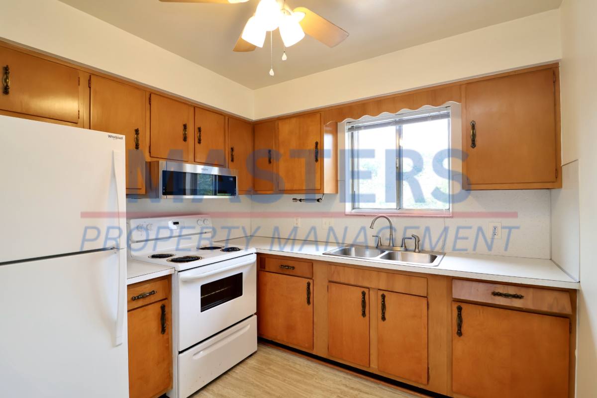 Apartment for rent at 29145 Hufford Rd, Perrysburg, OH 43551
