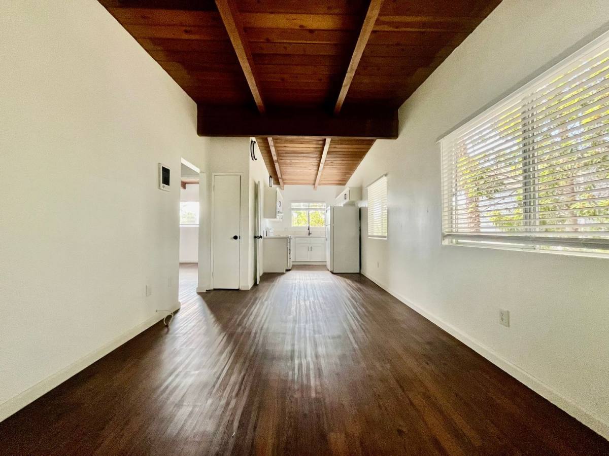 Apartment for rent at 1427 Hermes Ave, Encinitas, CA 92024