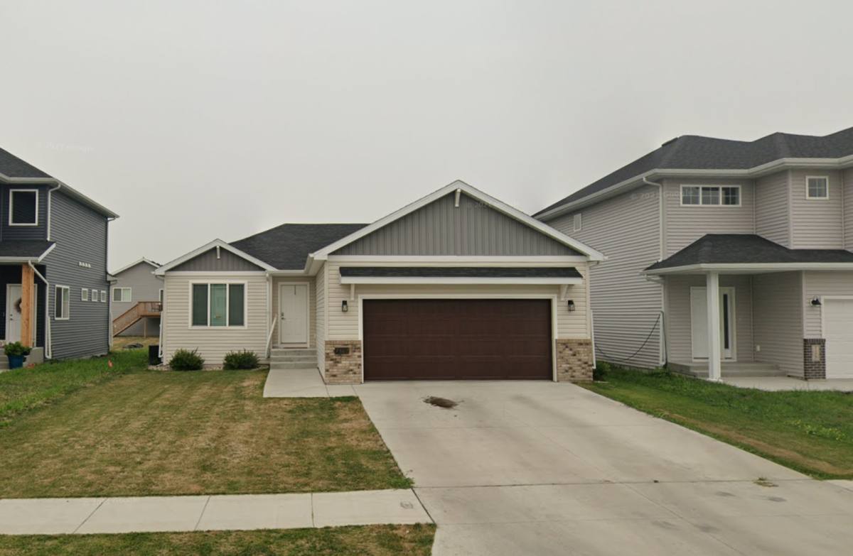 House for rent at 7387 18th St S, Fargo, ND 58104