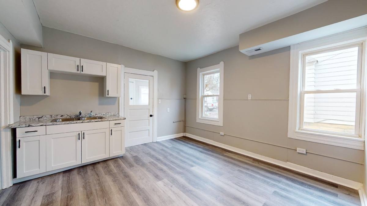 House for rent at 2817 Roanoke Ave, Cleveland, OH 44109
