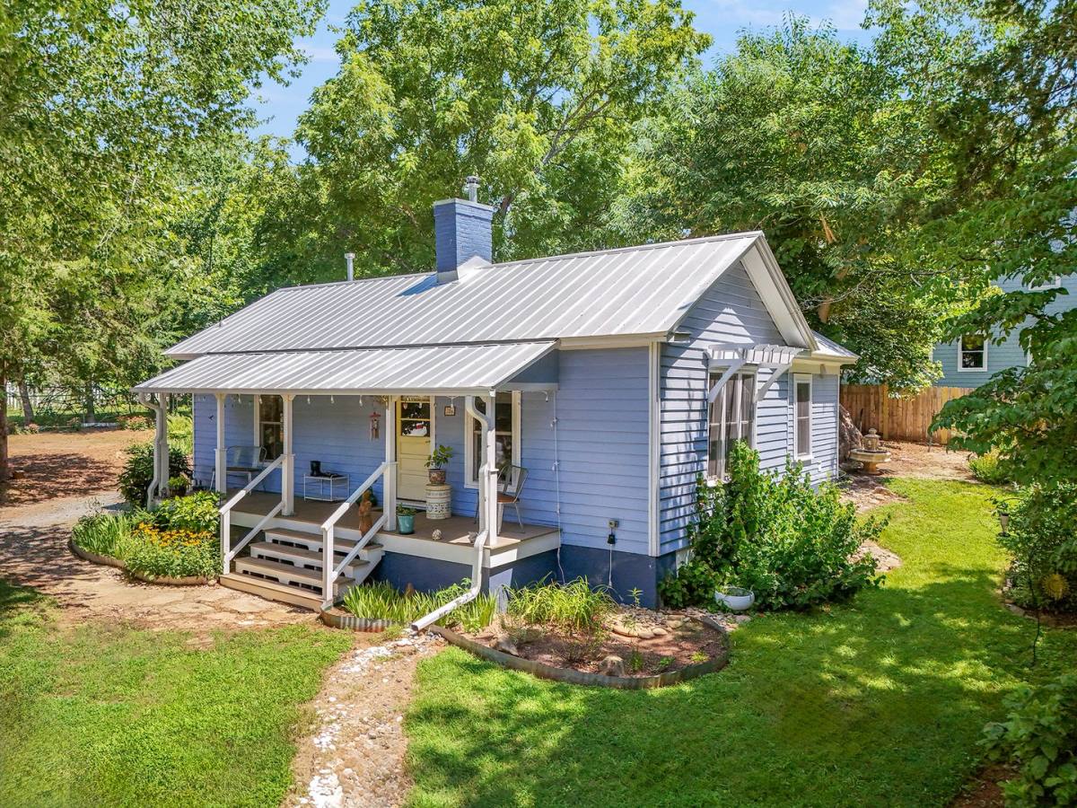 House for rent at 356 Bynum Church Rd, Pittsboro, NC 27312