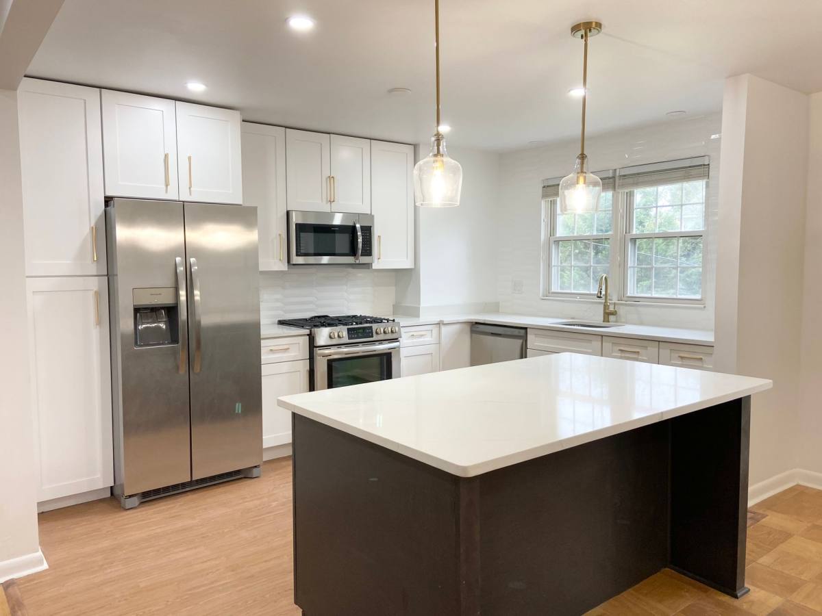 Townhouse for rent at 100 E Melrose Ave, Baltimore, MD 21212