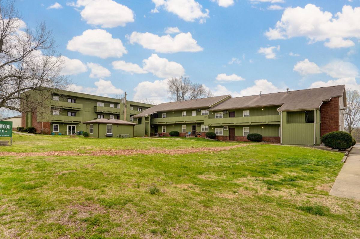 Apartment for rent at 1246 E Norton Rd, Springfield, MO 65803
