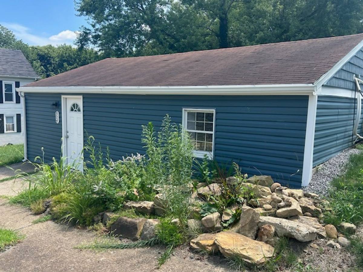 House for rent at 904 13th St, New Brighton, PA 15066