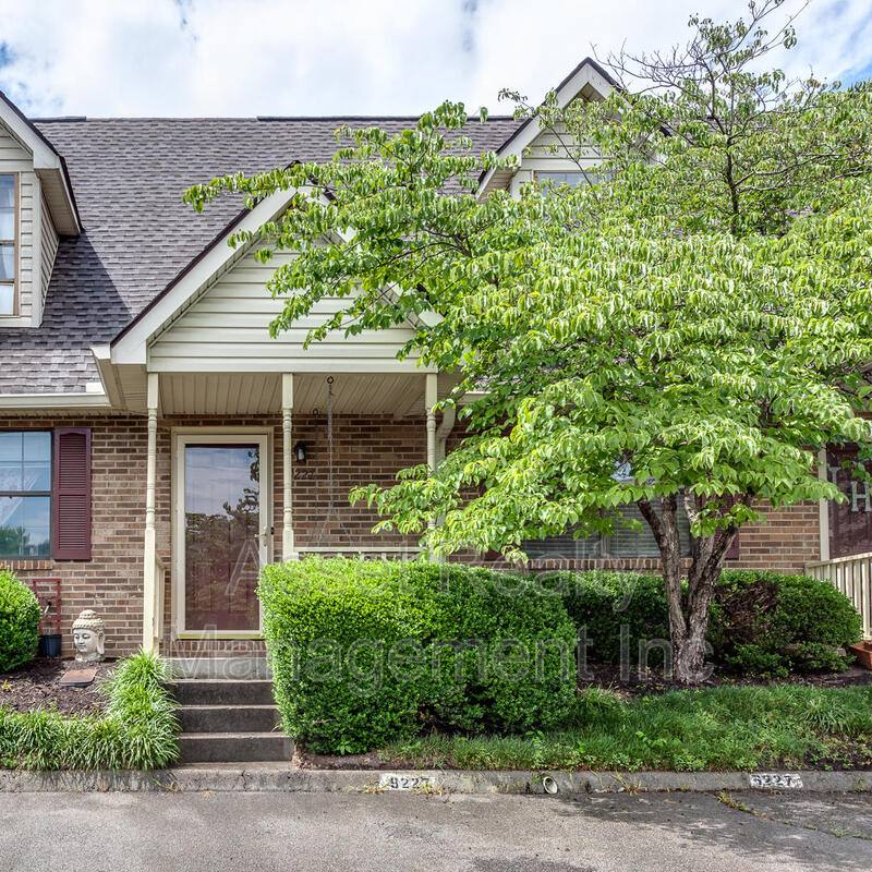 Townhouse for rent at 9227 Shady Bend Lane, Knoxville, TN 37922