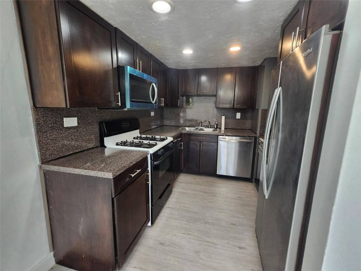 Townhouse for rent at 2944 E Missionwood Lane 48-D, Hollywood, FL 33025