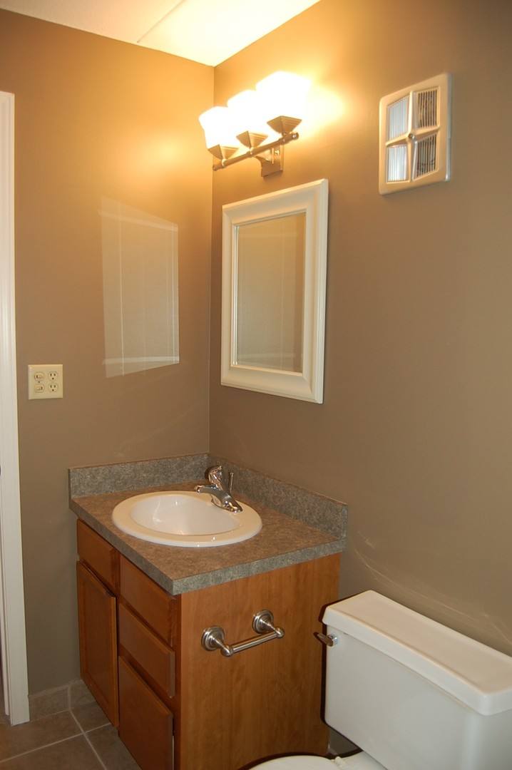Apartment for rent at 1660 G St, Lincoln, NE 68508