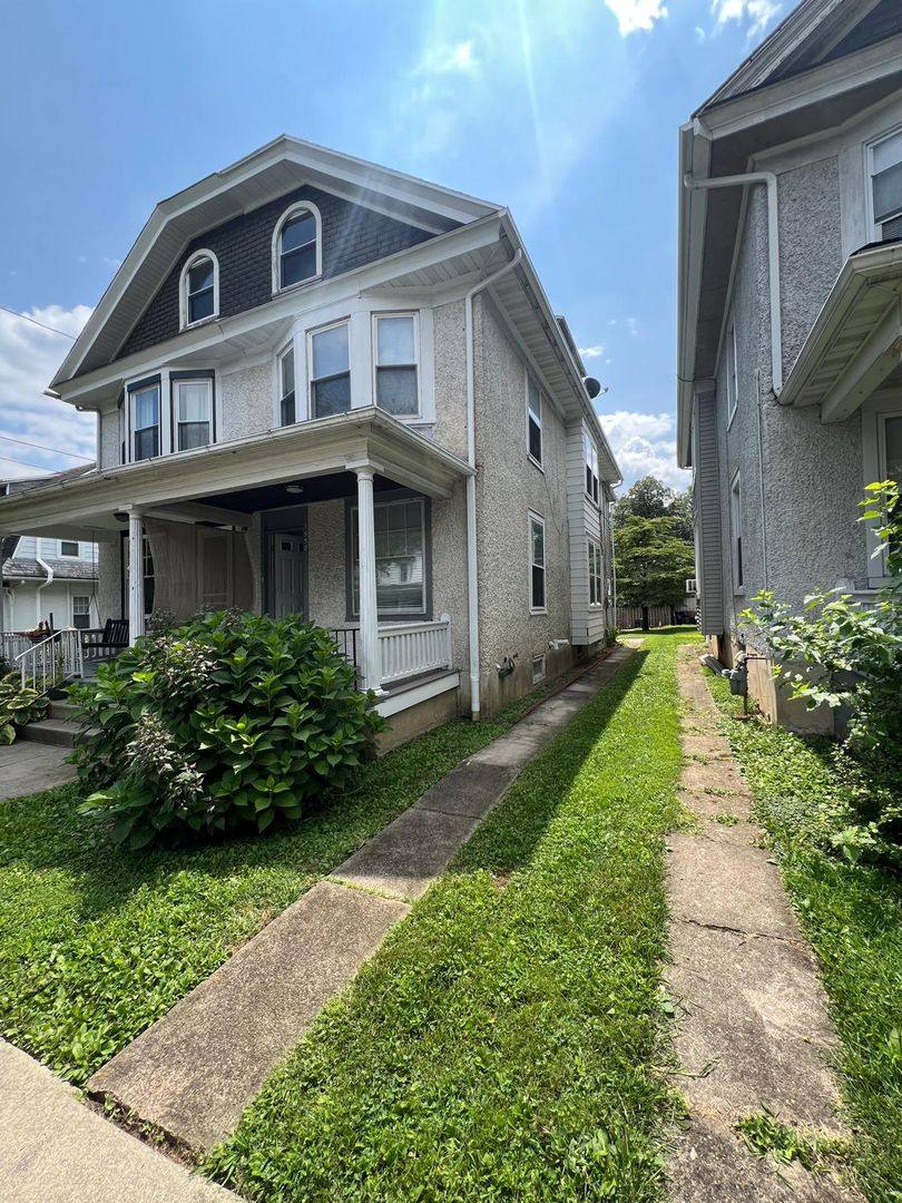 House for rent at 1552 Delaware Ave, Reading, PA 19610