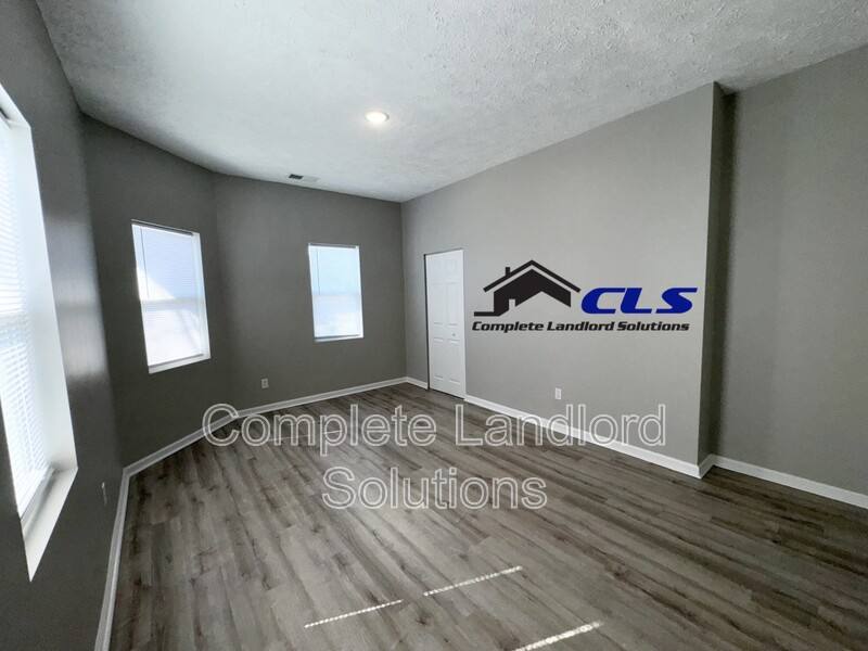 Apartment for rent at 702 S 8th St #2, Terre Haute, IN 47807