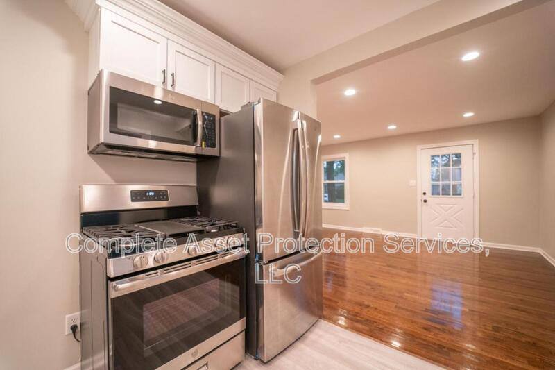 House for rent at 2730 Strong St, Highland, IN 46322