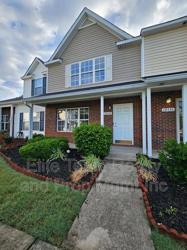 Townhouse for rent at 12340 Honey Hill Lane, Charlotte, NC 28273
