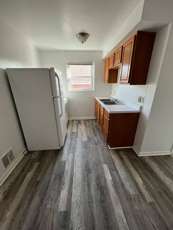 Apartment for rent at 250 Basswood Ave #3, Dayton, OH 45405