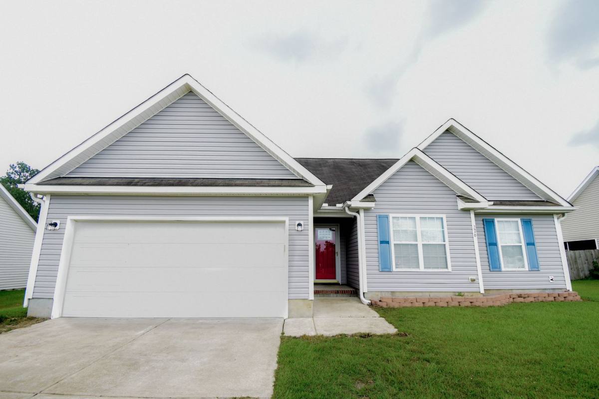 House for rent at 276 Strike Eagle Dr, Broadway, NC 27505