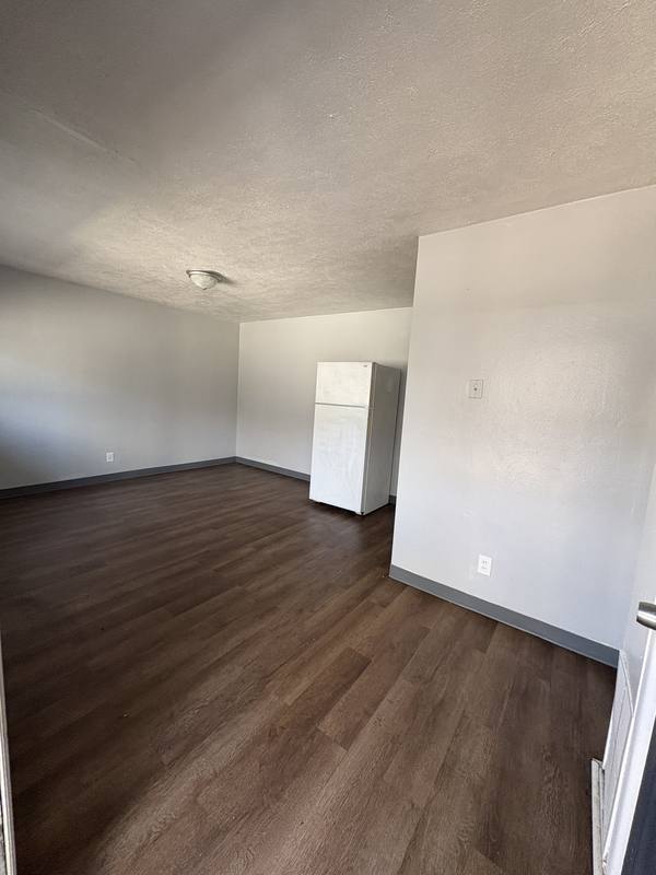 Apartment for rent at 270 E Nottingham Rd #7, Dayton, OH 45405