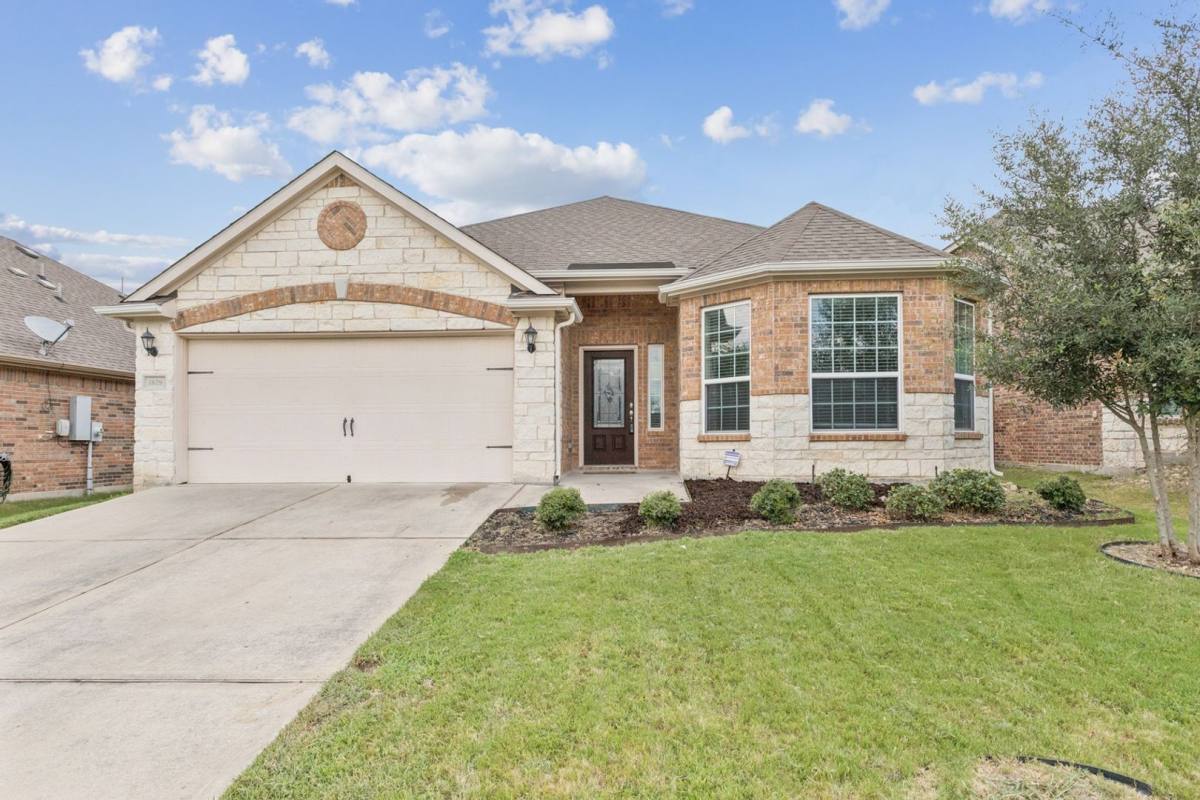 House for rent at 1829 Persimmon Dr, Anna, TX 75409