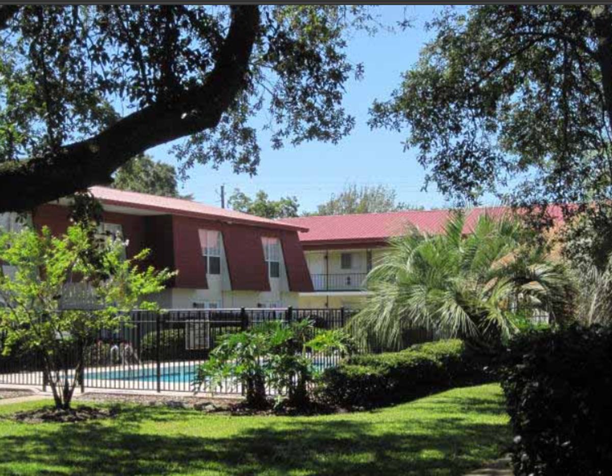 Apartment for rent at 1334 Pascagoula St, Pascagoula, MS 39567