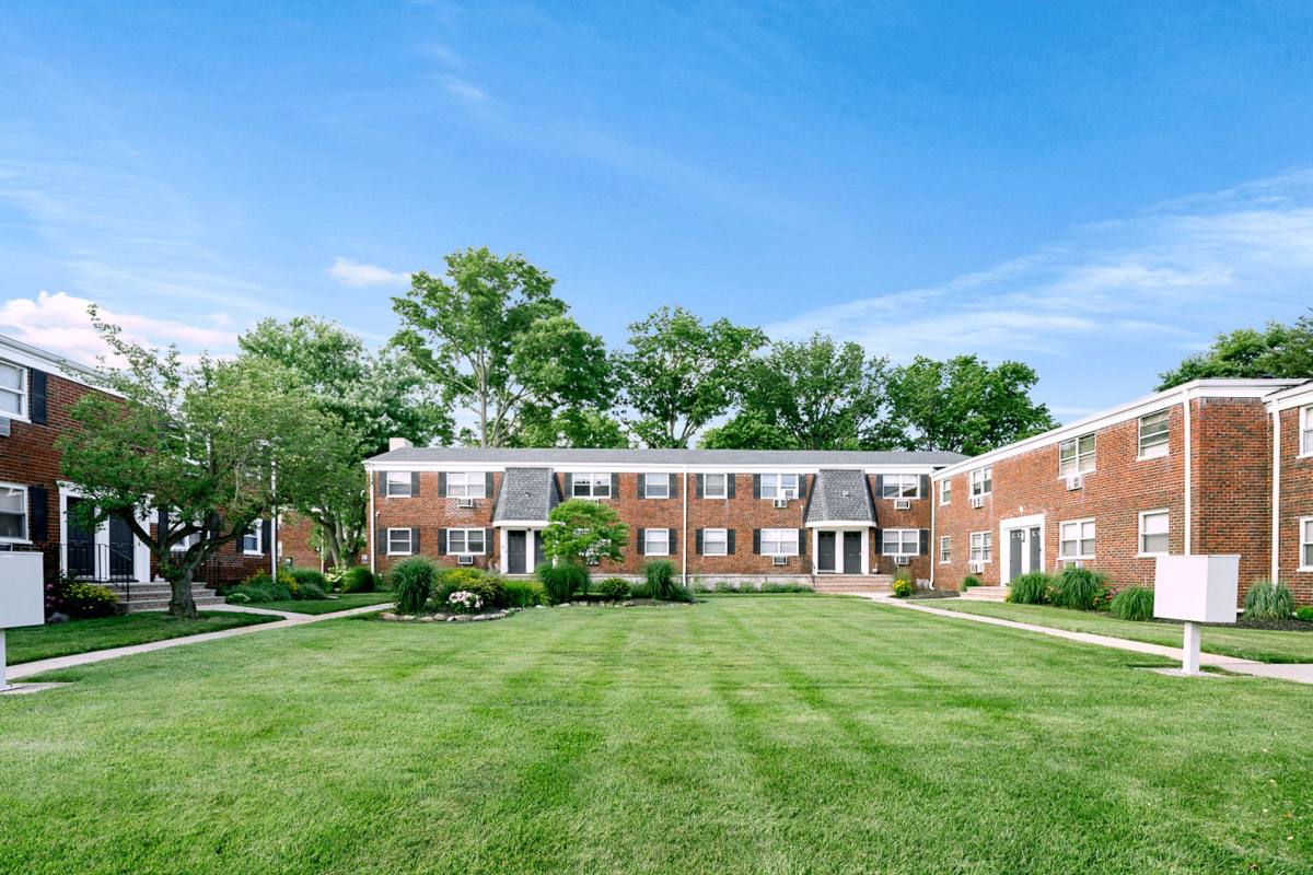Apartment for rent at 119 Morristown Rd, Matawan, NJ 07747
