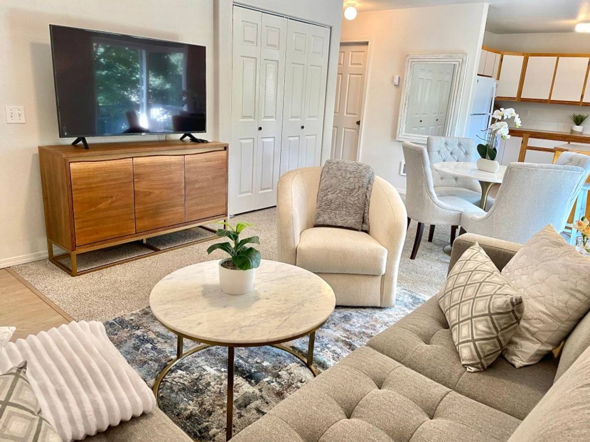 Apartment for rent at 1550 NW Milwaukee Ave #B-7, Bend, OR 97703