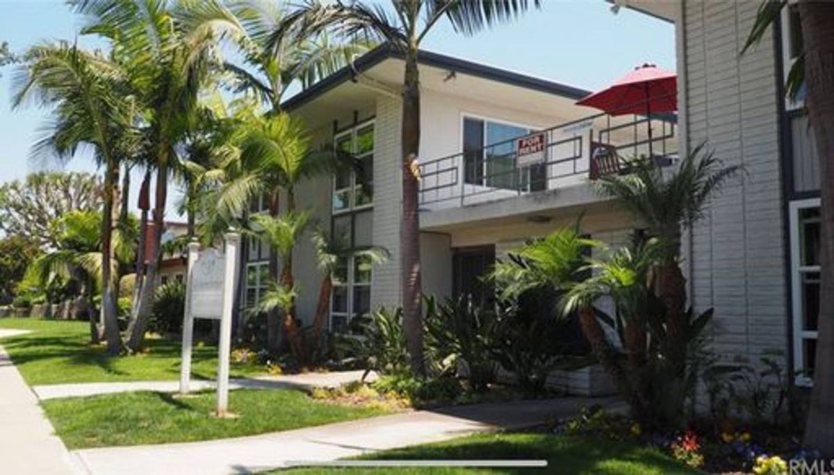 Apartment for rent at 4312 Green Ave, Los Alamitos, CA 90720