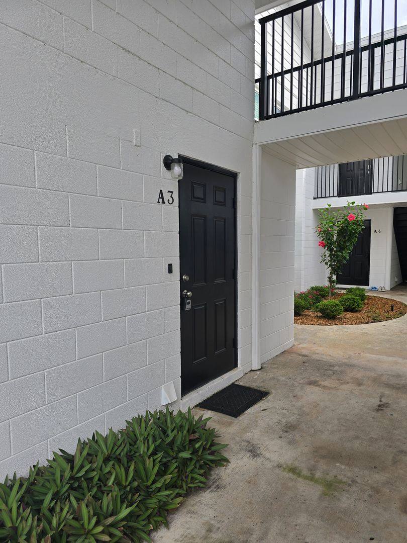 Condo for rent at 1550 11th St NE #A-3, Winter Haven, FL 33881