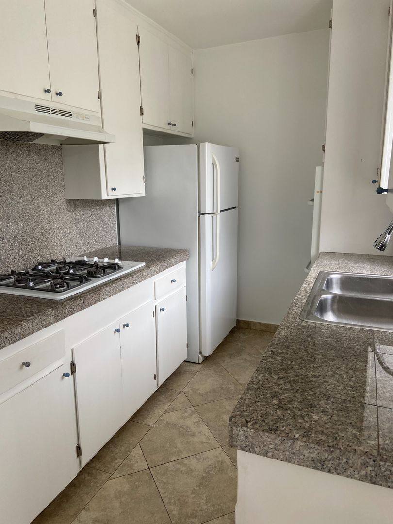Apartment for rent at 21014 Reynolds Dr, Torrance, CA 90503