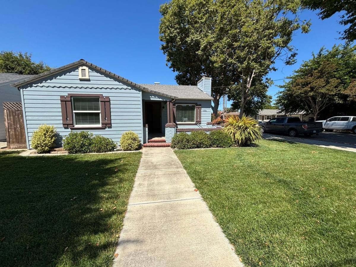 House for rent at 1306 Sally St, Hollister, CA 95023