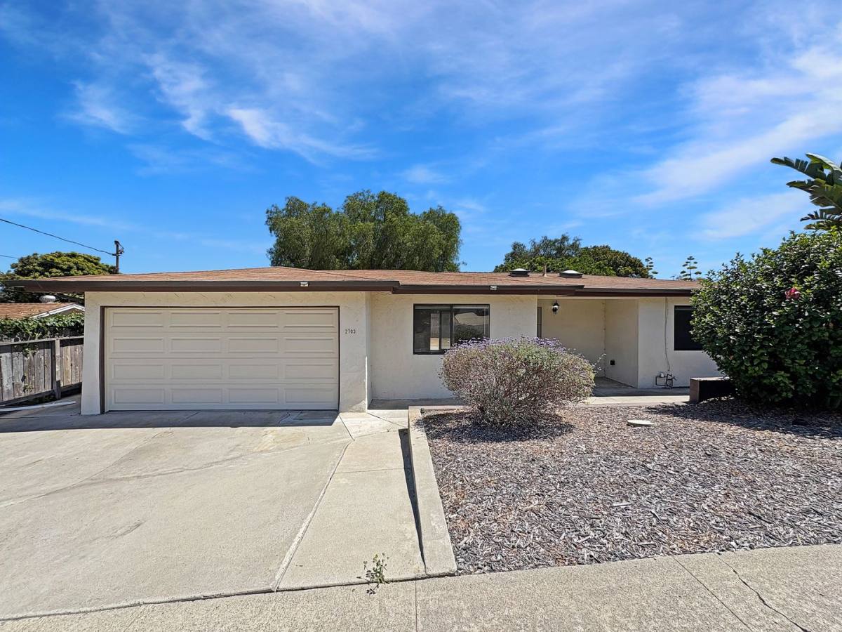 House for rent at 2703 Lancelot Dr, Oceanside, CA 92054