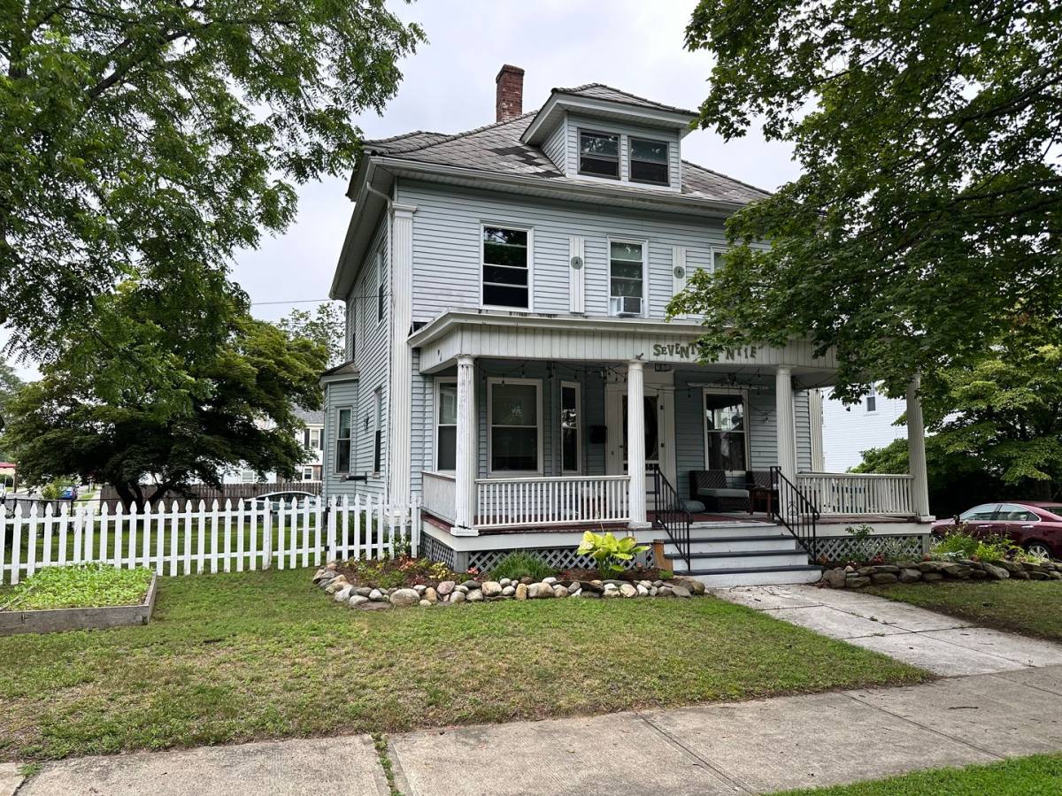House for rent at 79 Lawler St, Holyoke, MA 01040