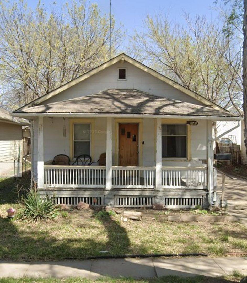 House for rent at 1940 S15th, Lincoln, NE 68502