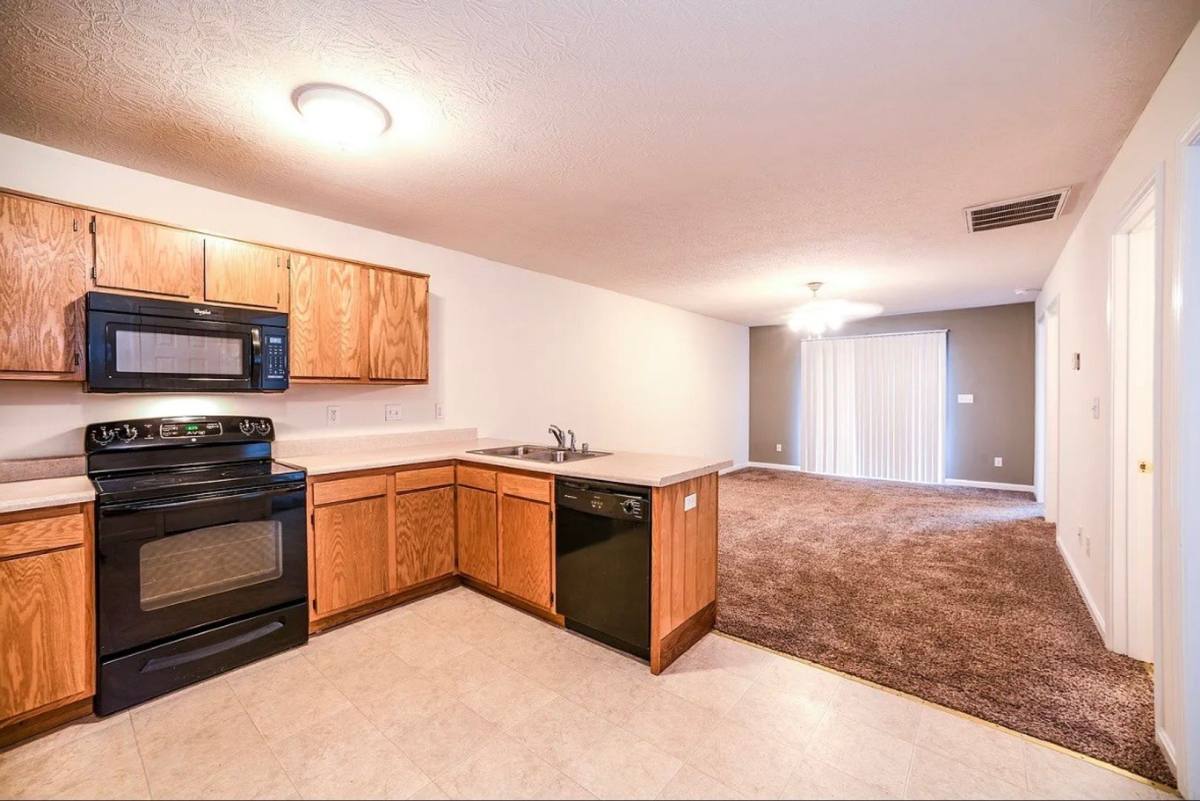 Apartment for rent at 170 Ruby Dr, Elizabethtown, KY 42701