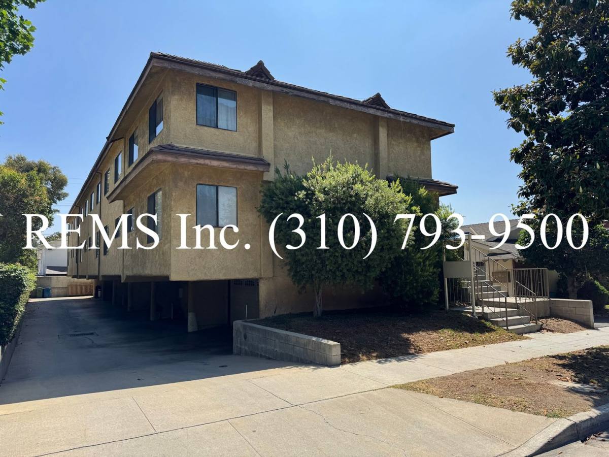 Townhouse for rent at 324 N Stoneman Ave, Alhambra, CA 91801