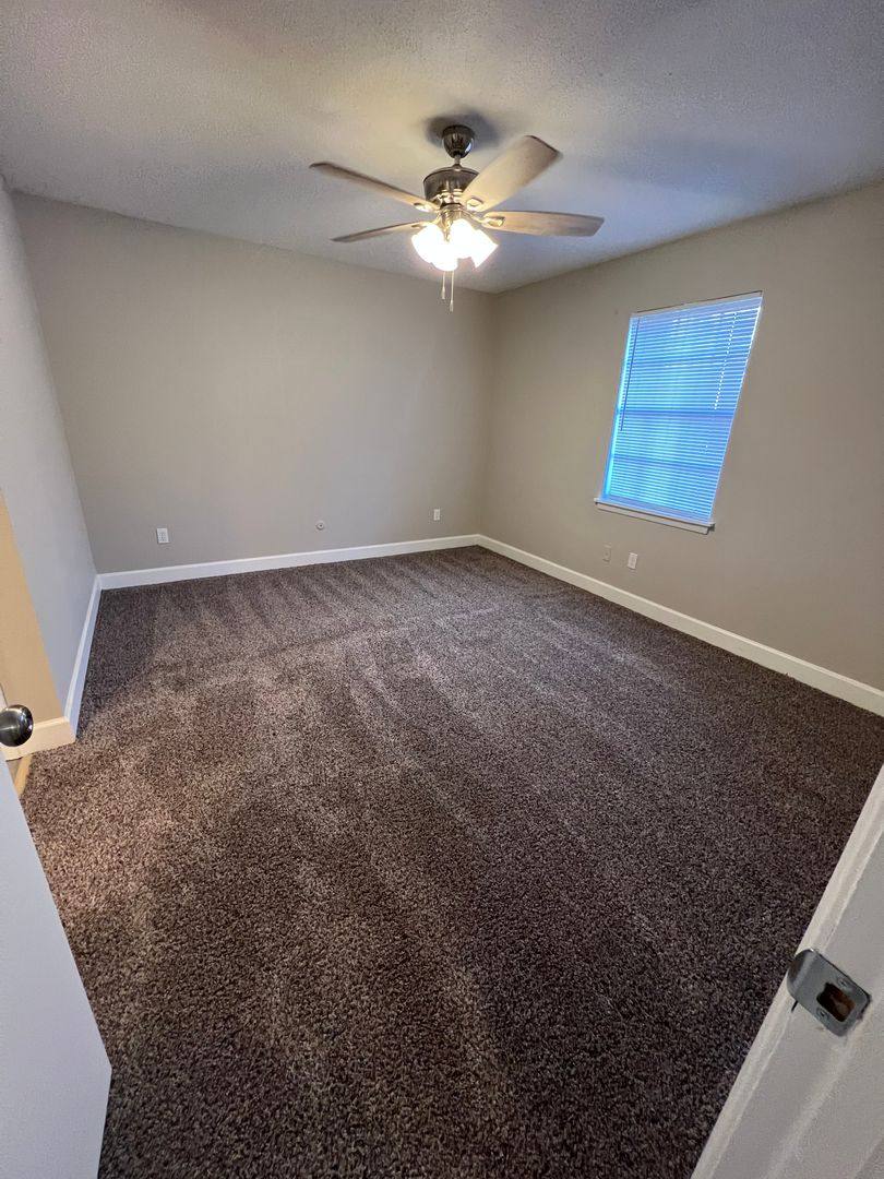 Townhouse for rent at 5701 Dreher Lane, Little Rock, AR 72209