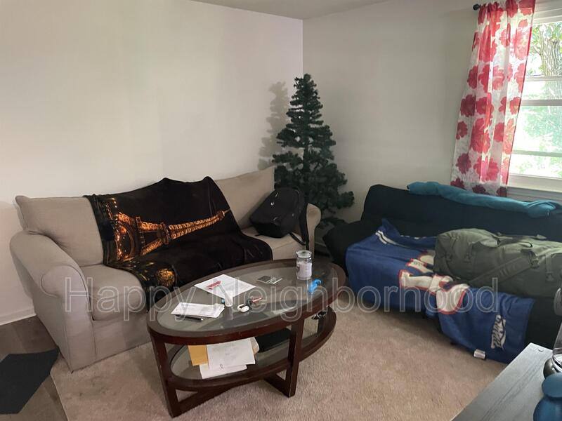 Apartment for rent at 451 Divinity St #B, Bristol, CT 06010