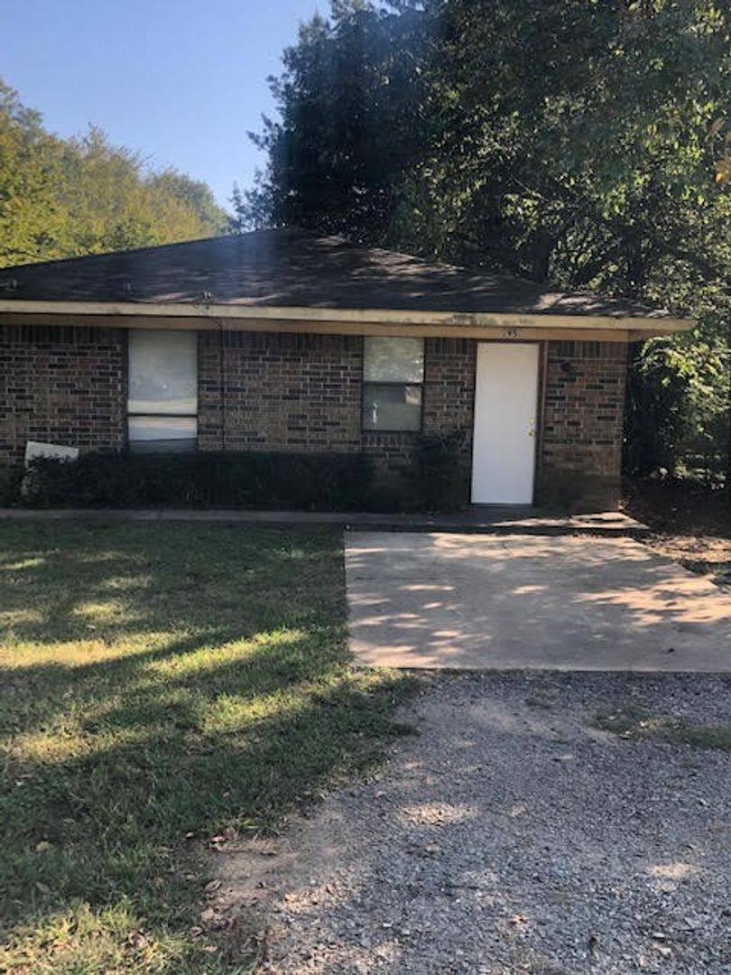 House for rent at 1951 W Sherman St, Paris, TX 75460