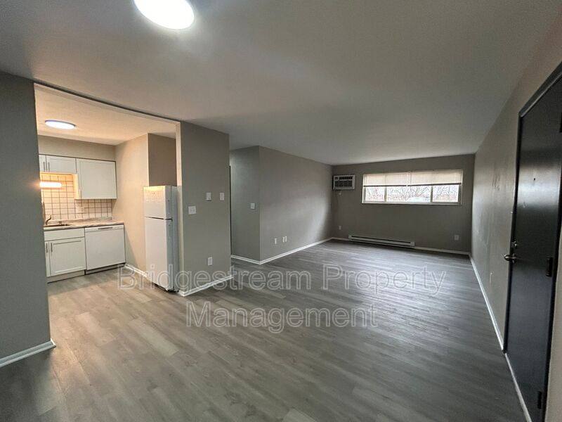 House for rent at 75 N Gebhart Church Rd #C, Miamisburg, OH 45342