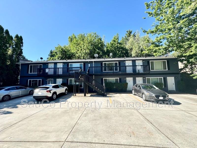 Apartment for rent at 5556 SW Beaverton Hillsdale Highway, Portland, OR 97221