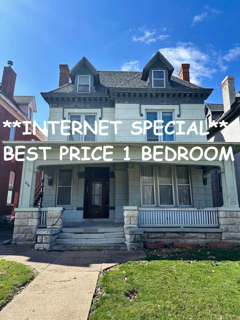 Apartment for rent at 304 S 12th St, Quincy, IL 62301