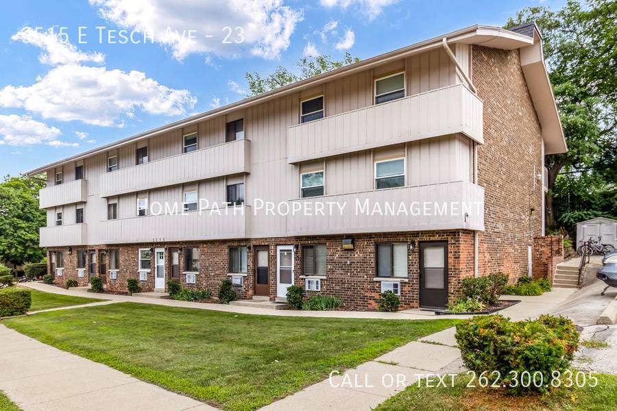 Apartment for rent at 3515 E Tesch Ave, Saint Francis, WI 53235