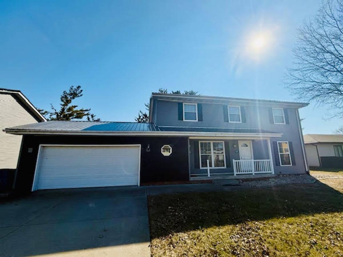 Apartment for rent at 812 814 Deerfield, Chatham, IL 62629