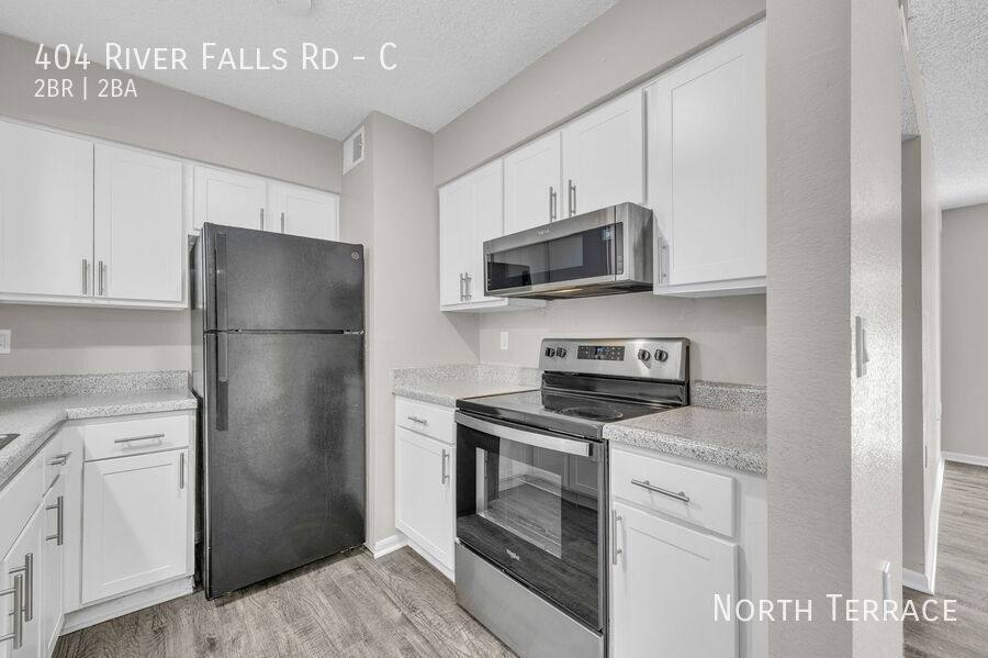 Apartment for rent at 404 River Falls Rd #C, Kansas City, KS 66111