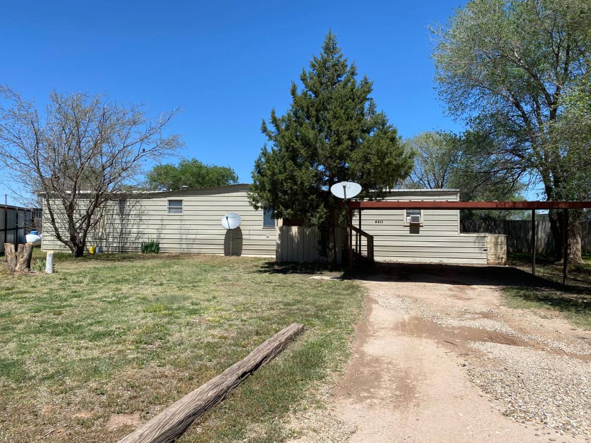 House for rent at 5511 E County Rd, Lubbock, TX 79403